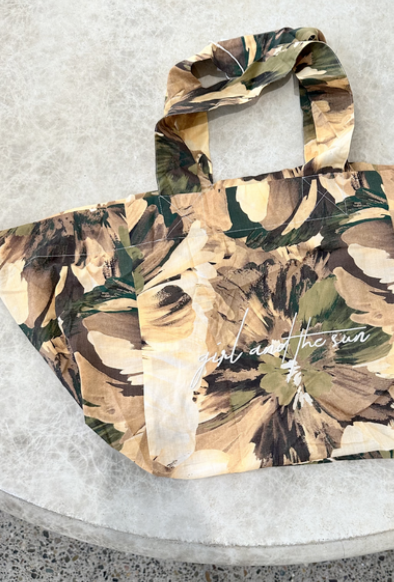 LARGE TOTE - WILD FOREST PRINT